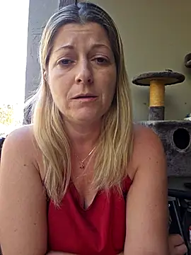 Онлайн чат XXX NikkiBlisss