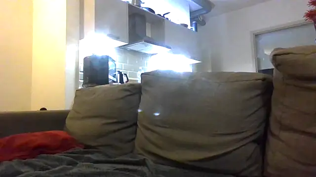 Chat XXX en directo de THE_CHEEKY_ALPHA