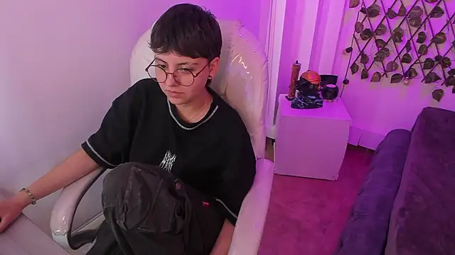 Nathaly_ds – Naživo XXX chat