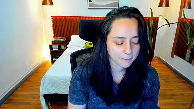 Онлайн чат XXX KatherineBond