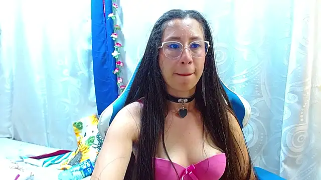 Gia_leinn Adlı Modelin Canlı XXX Sohbeti