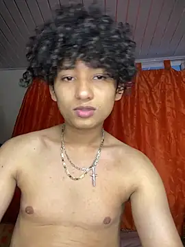 Kobayashiyan_Kun_uWux Adlı Modelin Canlı XXX Sohbeti