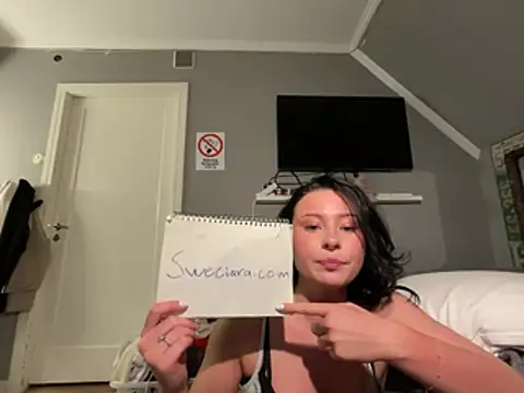Swedishciara – Naživo XXX chat
