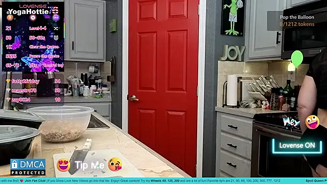 YogaHottie76 – Naživo XXX chat