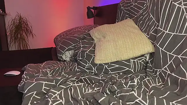 spottyyy – Naživo XXX chat