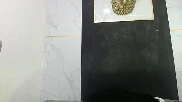 แชท XXX สดของ Cloeandtyfanny