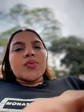 Colibri_xxxのライブXXXチャット