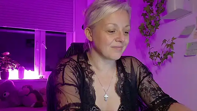 Linsy_KimのライブXXXチャット