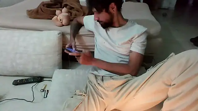 Alejandro92_cali Webcam-Show