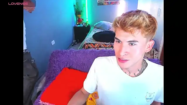 Latin_boysxxxx Webcam Show