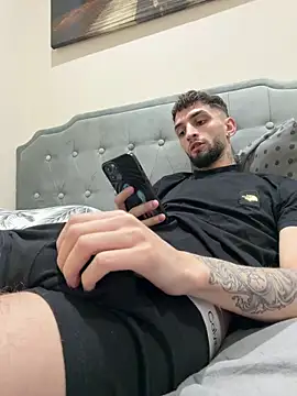 Juliann69Ramiro 网络视讯表演