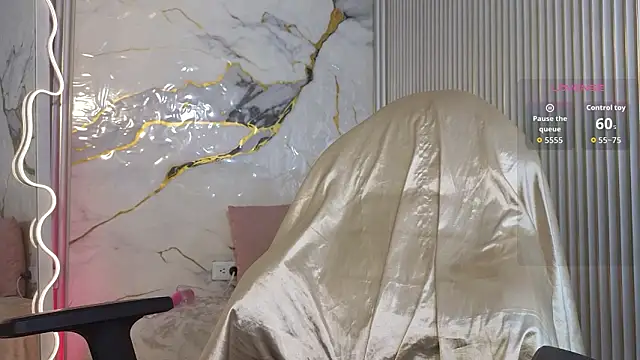 Tiphany_tay live XXX chat