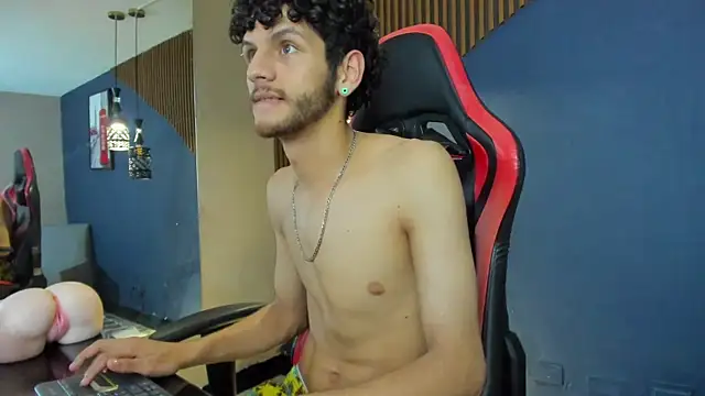 Czat XXX na żywo – LuckySammer