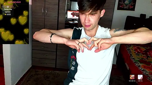 samael1107 Adlı Modelin Canlı XXX Sohbeti