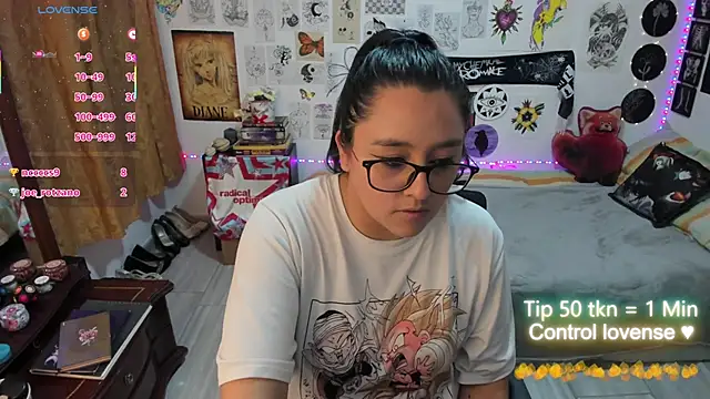 دردشة Cherry_blush_ الجنسية المباشرة