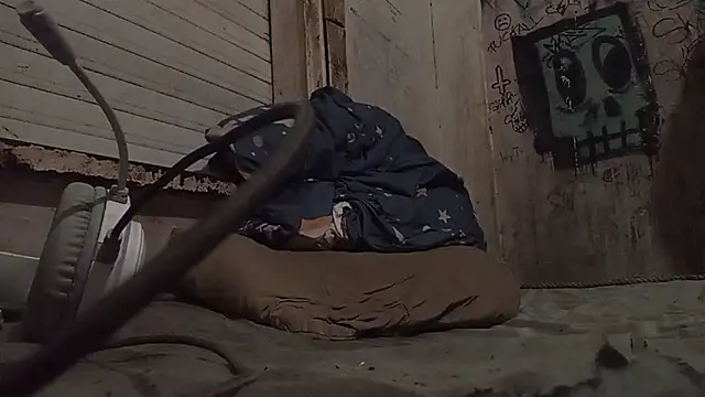 MYM69_- Pertunjukan Webcam