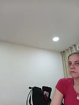 Chat +18 de sasi_luna ao vivo