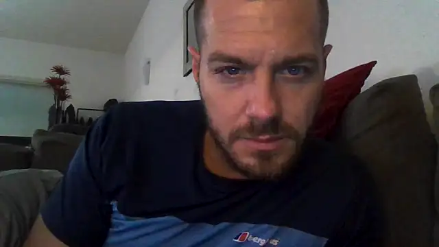 Chat XXX ao vivo de THE_CHEEKY_ALPHA