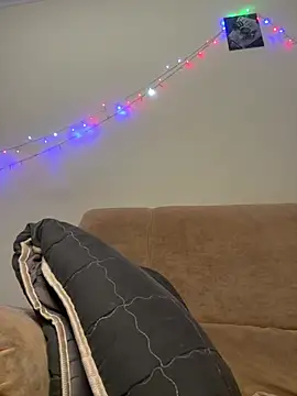 XXX chat uživo modela Evelinia