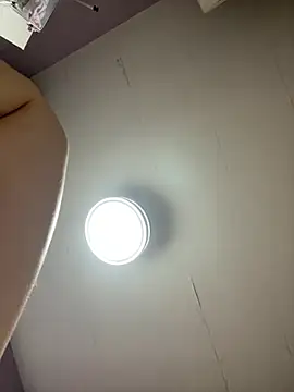 Y2Luvk Show in webcam