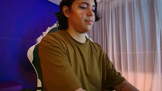 دردشة Emmapark_ الجنسية المباشرة