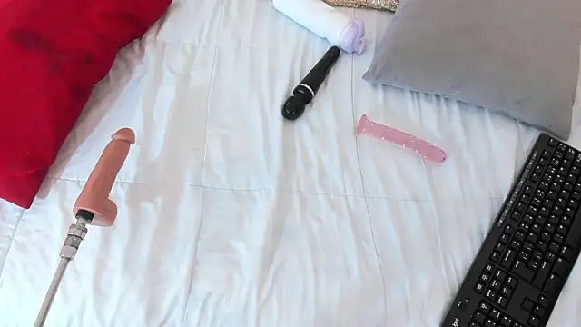 XXX chat uživo modela thamiina_