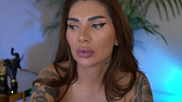 Czat XXX na żywo – Tinydoll_XO