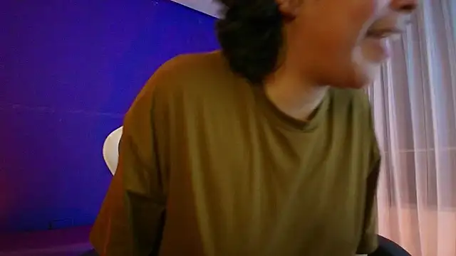 Chat XXX en directo de Emmapark_