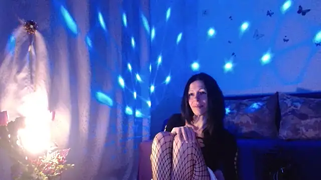 Chatroom XXX en direct de ElysaSun