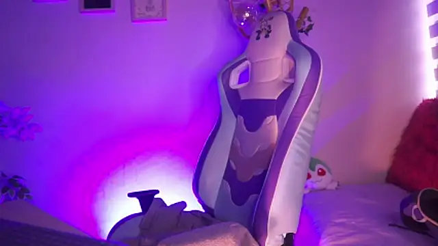 chloe_moons_'s Live XXX Chat