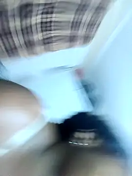 curvybigAssxx's Webcam Show