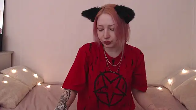 Emily_hardcore Adlı Modelin Canlı XXX Sohbeti