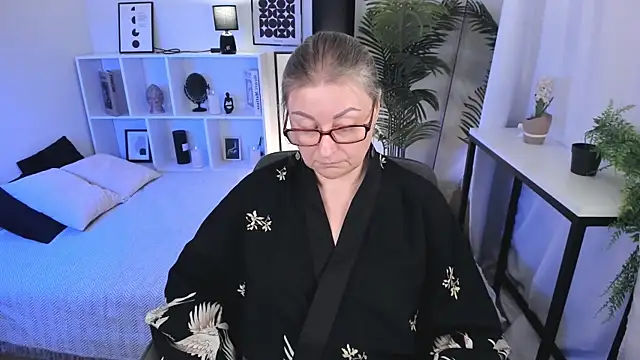 AlexandraKindのライブXXXチャット