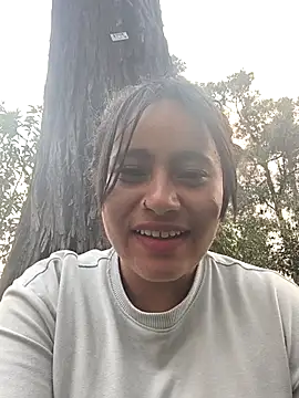 Chat +18 de Yaya_watson ao vivo