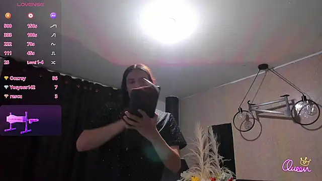 Chat +18 de Almaazz ao vivo