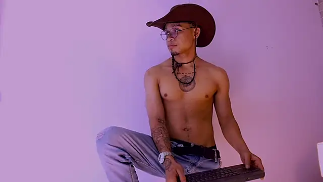 Jayden_Morris Adlı Modelin Web Kamerası Şovu