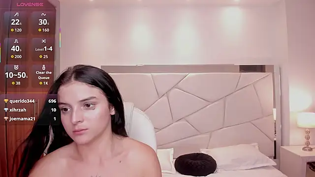 Chat +18 de Alahia_bree ao vivo