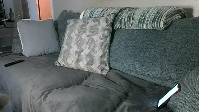 Pokazy przed kamerką – tscharlotte