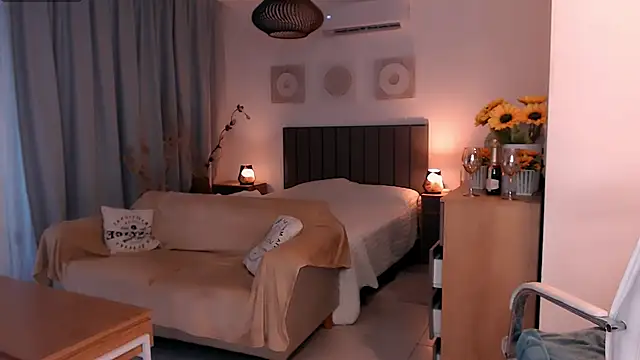 Tilly_Eliot Live XXX-Chat