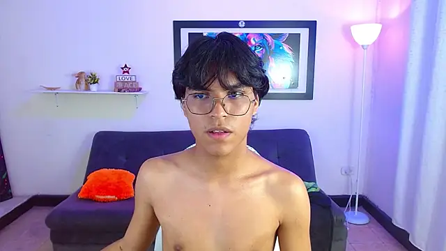 Chat XXX en directo de Maecum18