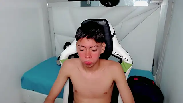 عرض كام Liarr_