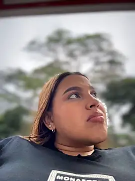 Colibri_xxx Live XXX Chat