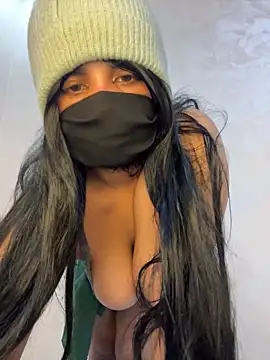 Chat XXX Live Nabila-hanouna