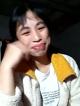 misa_00 Adlı Modelin Canlı XXX Sohbeti