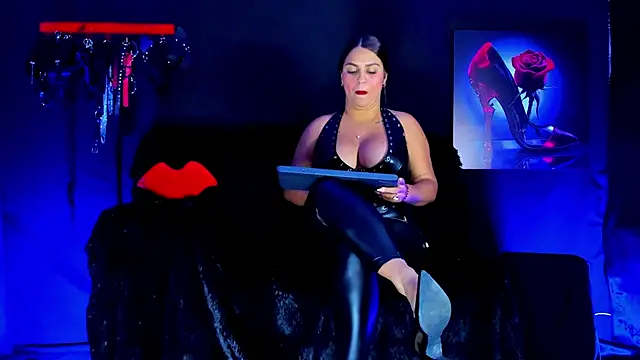 SharonnStones' Live XXX Chat