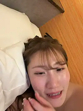 Erena_m Adlı Modelin Canlı XXX Sohbeti