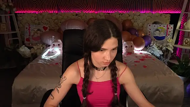 Czat XXX na żywo – BabyFlowerr