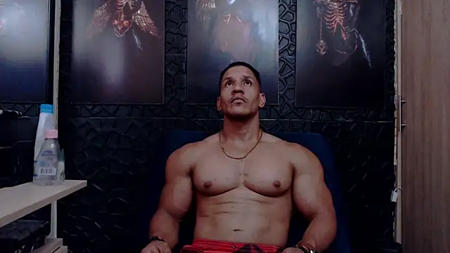 viktor_herrera webcam show