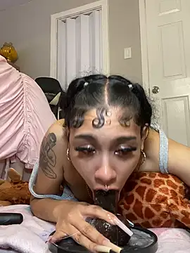 badbaby187 Adlı Modelin Canlı XXX Sohbeti