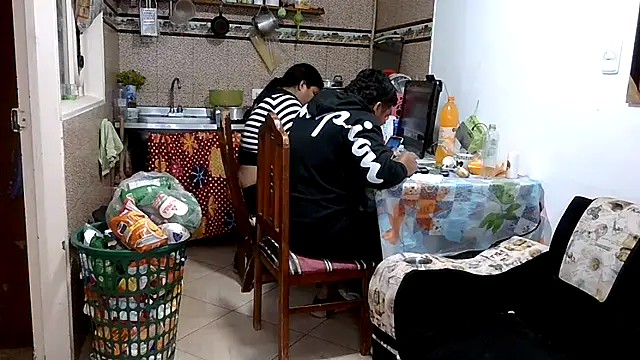 Boycuriousxxx's Live XXX Chat